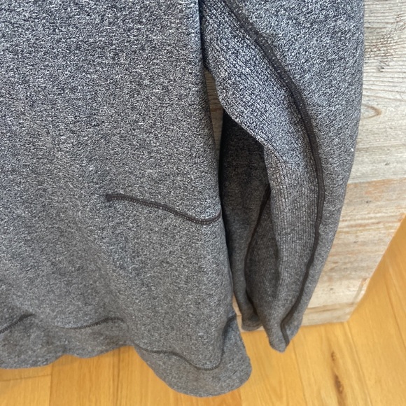 Lululemon grey crewneck size 8 - Picture 3 of 7